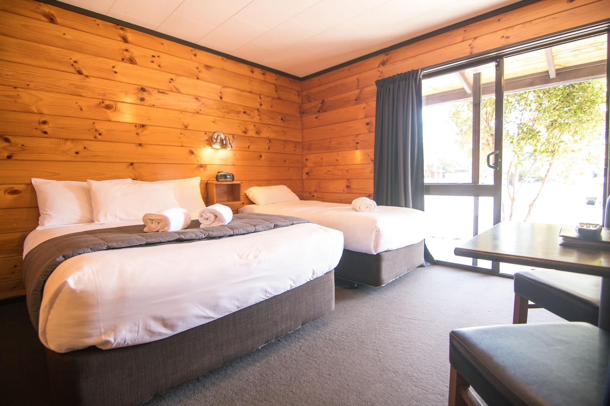 Parklands Motorlodge & Holiday Park Turangi Exterior foto